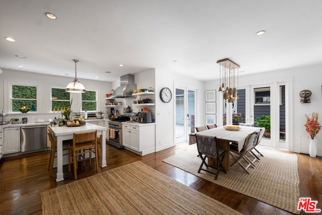4530 W 8th Street