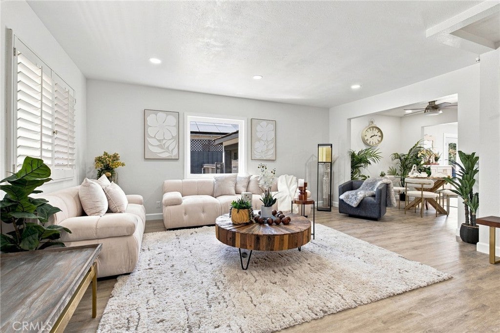 Photo of 5847 Texhoma Avenue, Encino, CA 91316 (MLS # SR26179428)