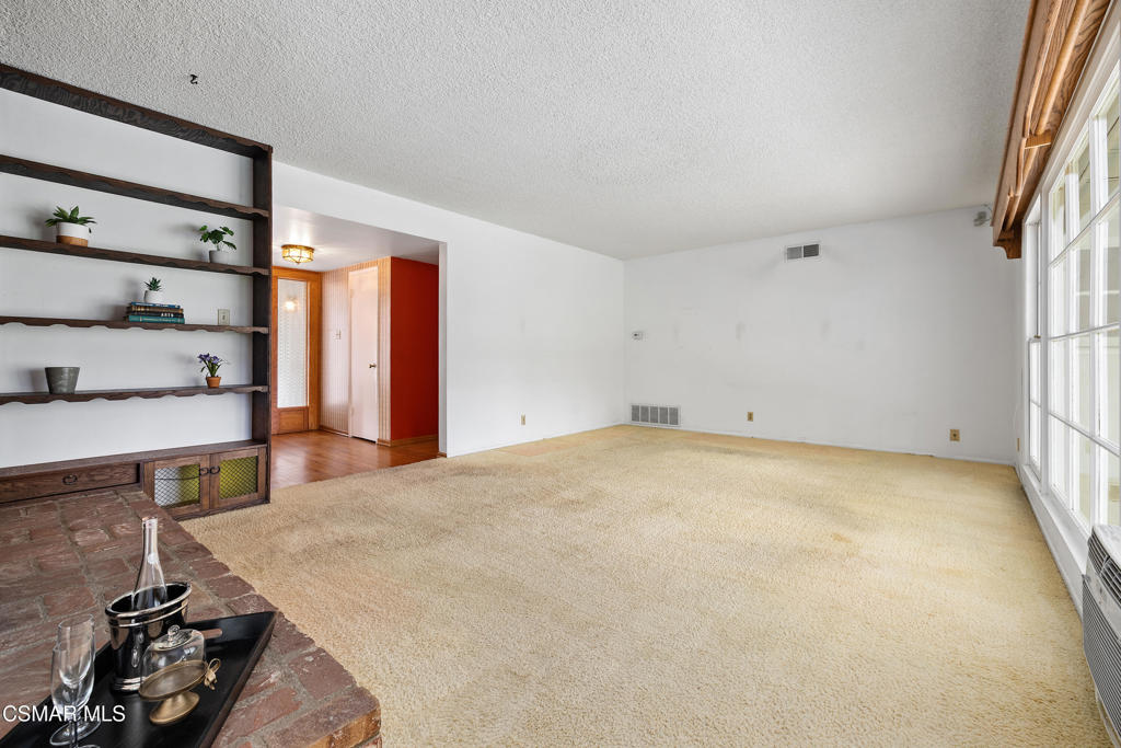 8346 Moorcroft Avenue