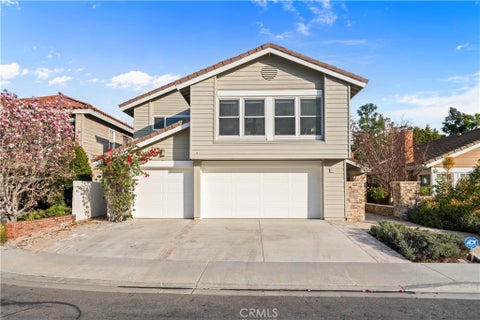 Photo of 6 Ribera, Irvine, CA 92620 (MLS # OC26181552)