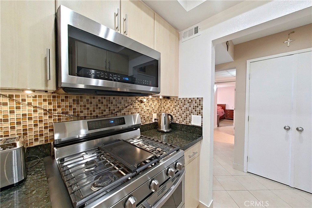 7826 Topanga Canyon Blvd 308