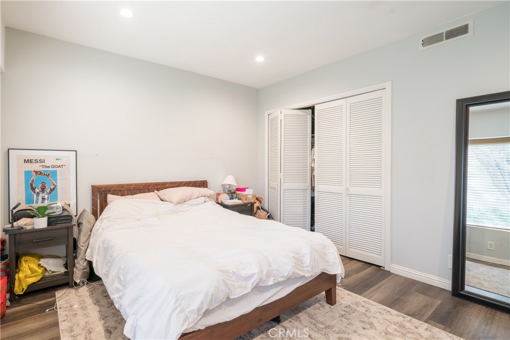 Meridith Manor - Residential