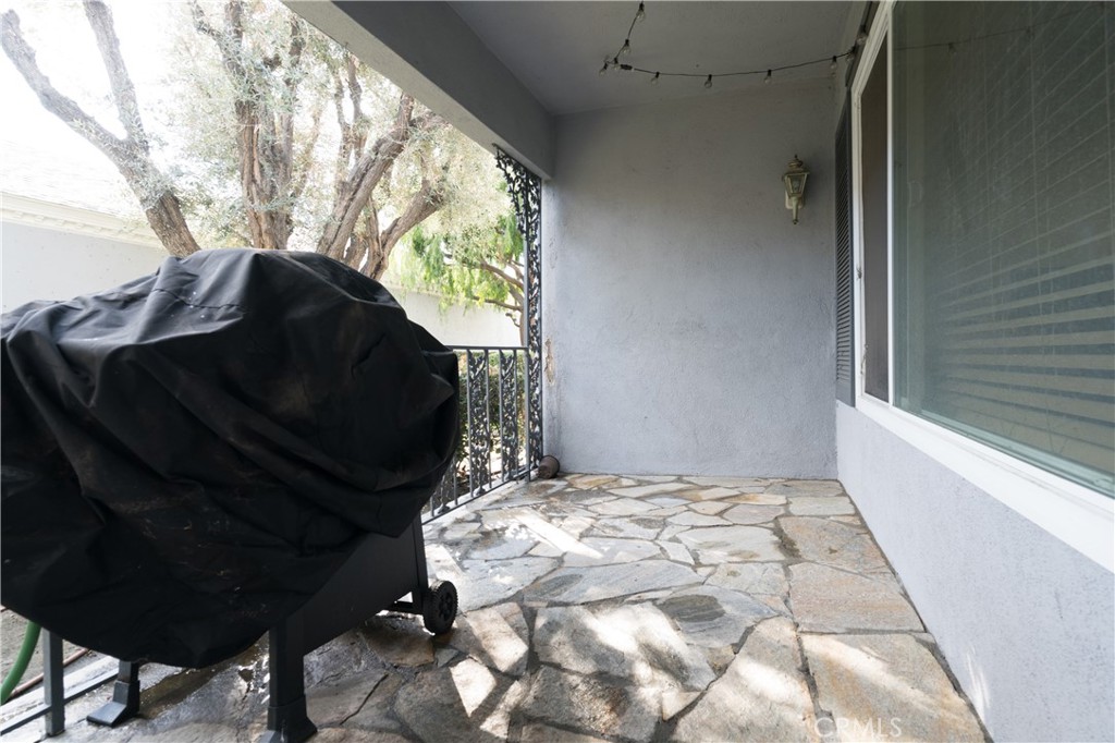 Meridith Manor - Residential