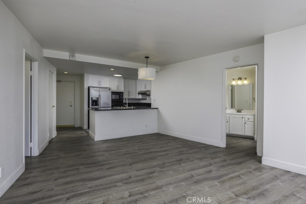 700 E Ocean Boulevard 3102