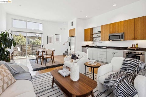 Photo of 2830 Mandela PKWY PKWY, Oakland, CA 94608 (MLS # 41149206)