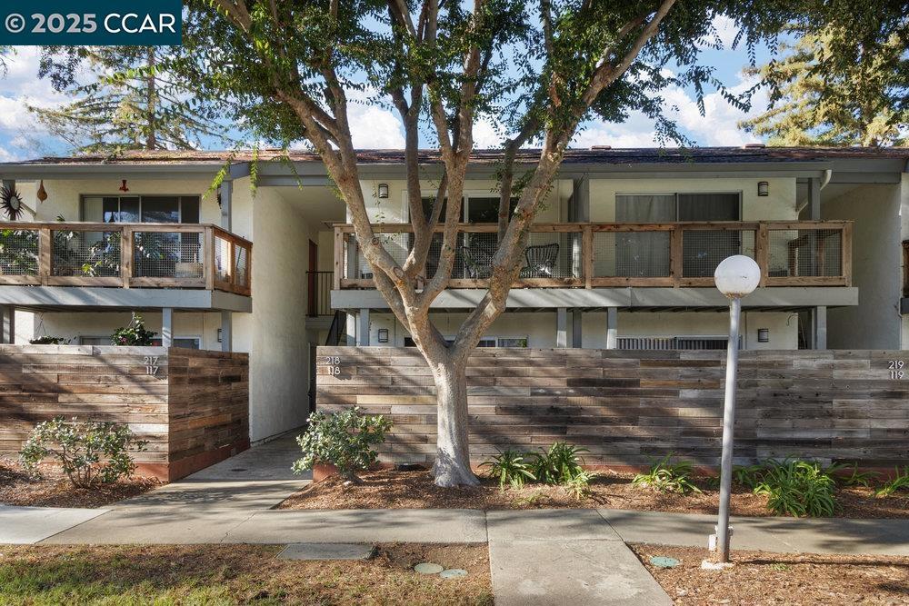 MENDOCINO - Residential