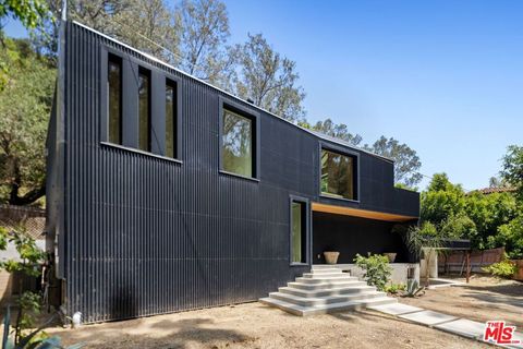 Photo of 1956 Laurel Canyon Road, Los Angeles, CA 90046 (MLS # 26832383)