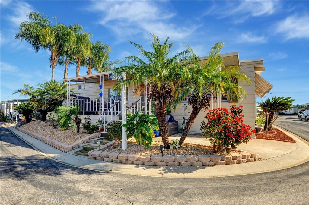 1001 W Lambert Rd #SPC 129