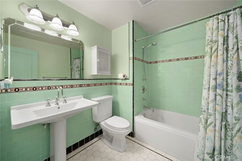 Tiny photo for 483 Mitchell Drive DR, San Luis Obispo, CA 93401 (MLS # SC26187459)