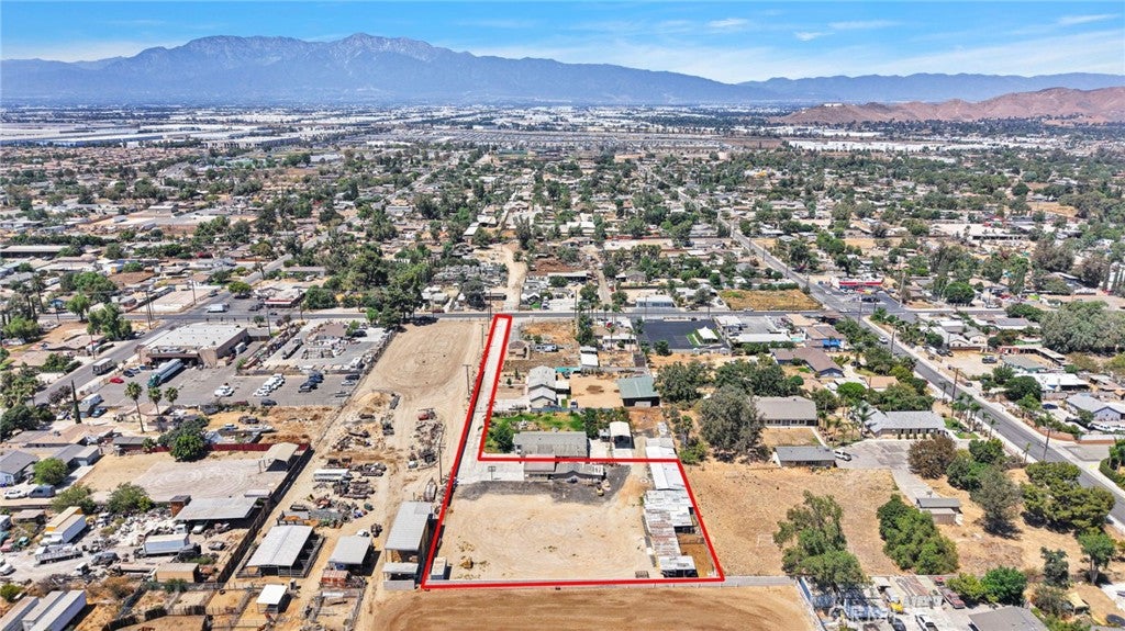 8082 Jurupa Valley Road