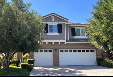 Photo of 28343 Incline Ln LN, Saugus, CA 91390 (MLS # SR26214018)