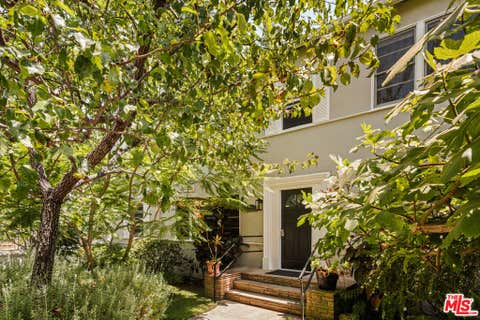 Photo of 2264 29th Street #A, Santa Monica, CA 90405 (MLS # 26868895)