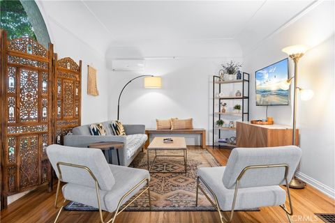 1031 Termino Avenue Long Beach CA 90804