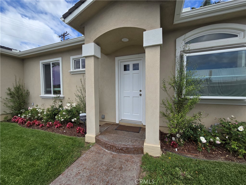 18427 Eriel Avenue