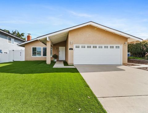 Photo of 11385 Red Cedar Way, San Diego, CA 92131 (MLS # NDP2601388)