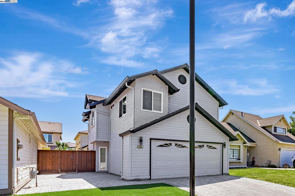 BRENTWOOD - Residential Lease