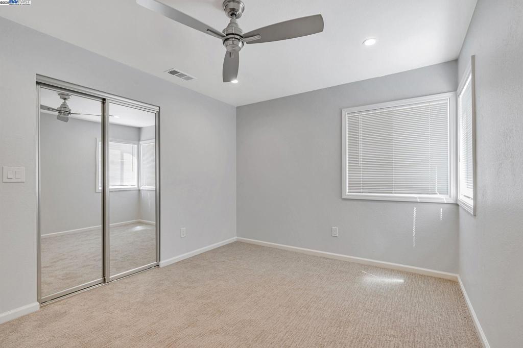 BRENTWOOD - Residential Lease