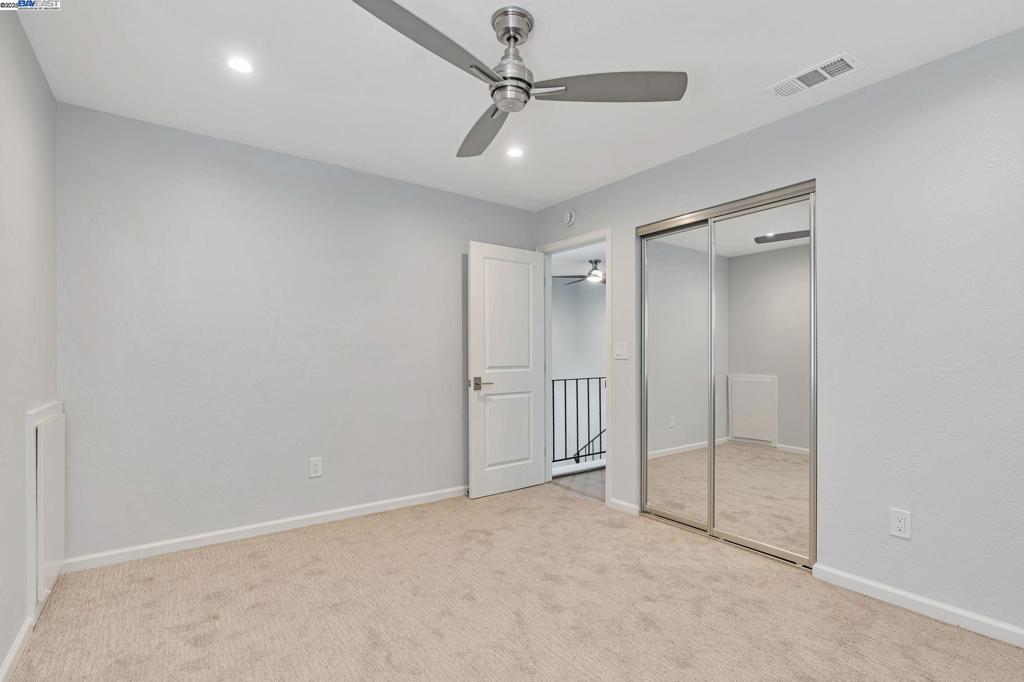 BRENTWOOD - Residential Lease