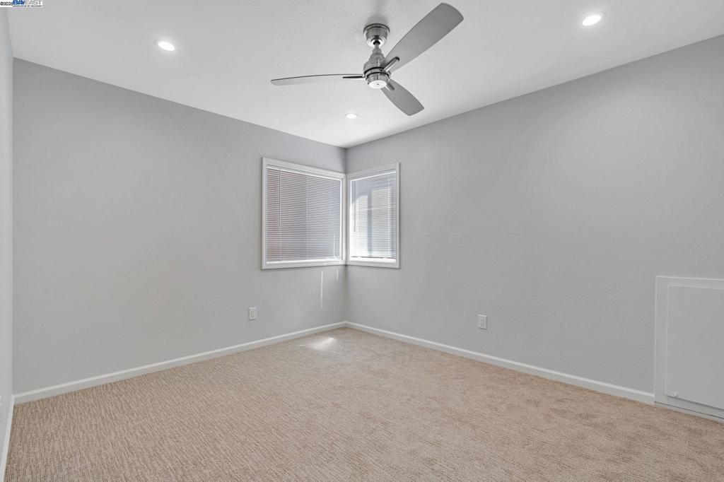 BRENTWOOD - Residential Lease