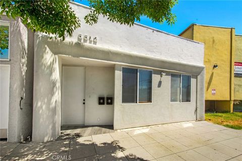 Photo of 5512 Long Beach Blvd #B, Long Beach, CA 90805 (MLS # OC25237999) Photo of 5512 Long Beach Blvd #B, Long Beach, CA 90805 (MLS # OC25237999)