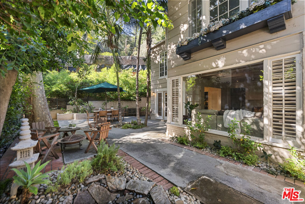 2377 N Beverly Glen Boulevard