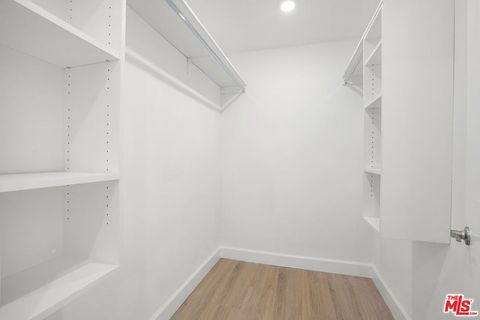 Tiny photo for 1832 S Barrington Avenue #401, Los Angeles, CA 90025 (MLS # 26648477)