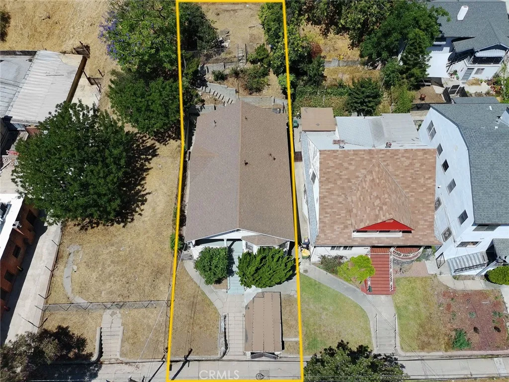 Los Angeles, California 90012, United States, 3 Bedrooms Bedrooms, ,2 BathroomsBathrooms,Residential,Active,157529