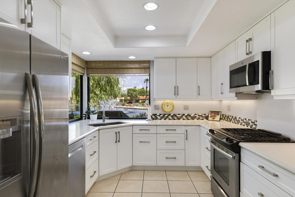 Sunrise C.C. - Residential