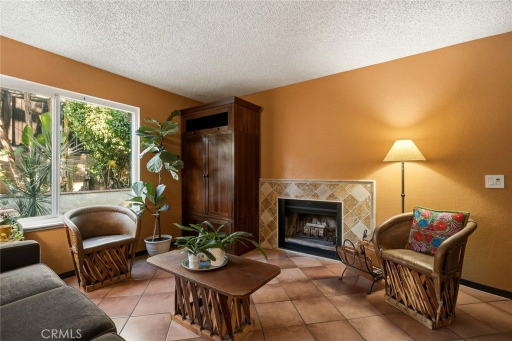 9728 Woodleaf