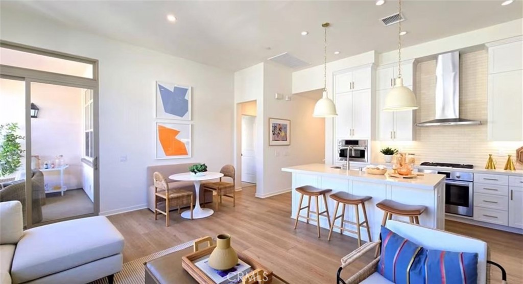 Lapis - Residential Lease