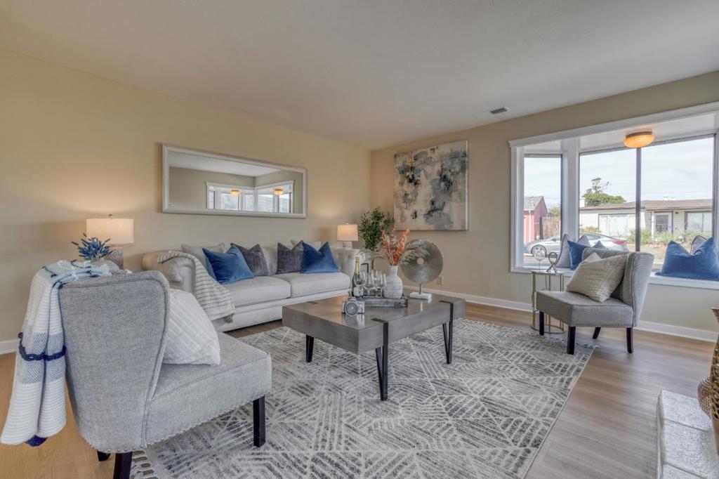 12 Graystone Drive
