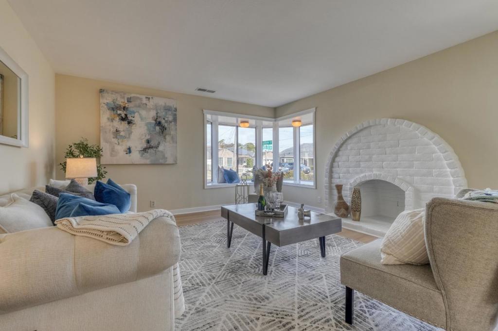 12 Graystone Drive