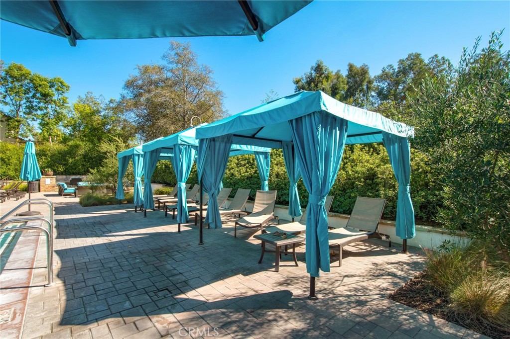 Properties 4 219 Seacountry Lane