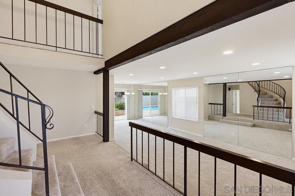 6245 Hannon Ct