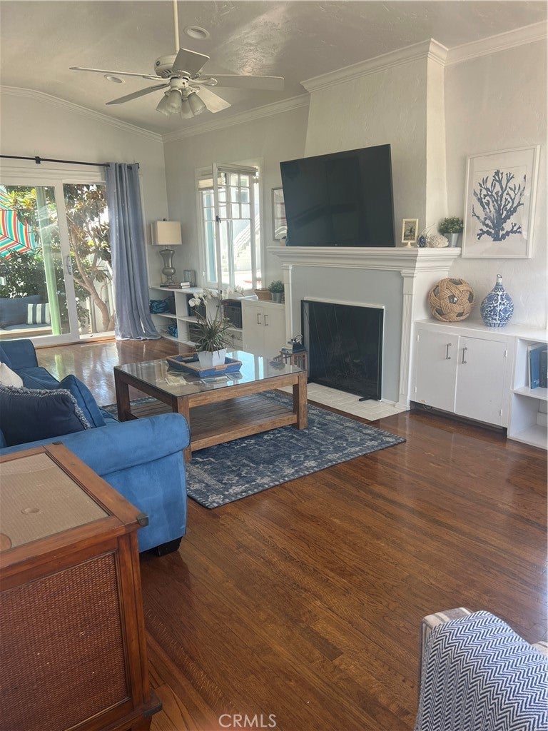 227 Apolena Avenue