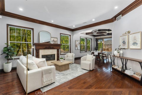 Photo of 10 Thorn Oak, Rancho Santa Margarita, CA 92679 (MLS # OC26147803)