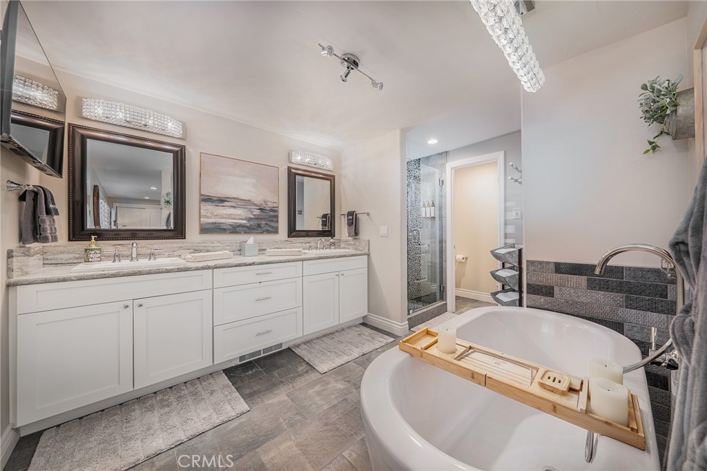 Arrowhead Woods (AWHW) - Residential