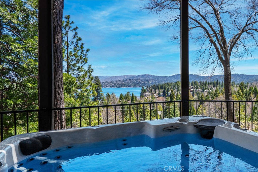 Arrowhead Woods (AWHW) - Residential