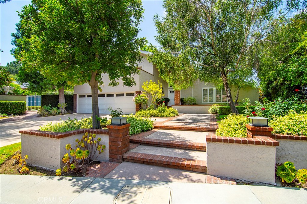 3861 Braewood Court
