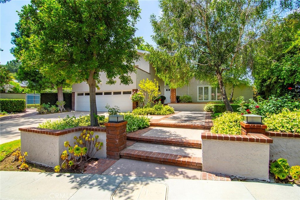 3861 Braewood Court