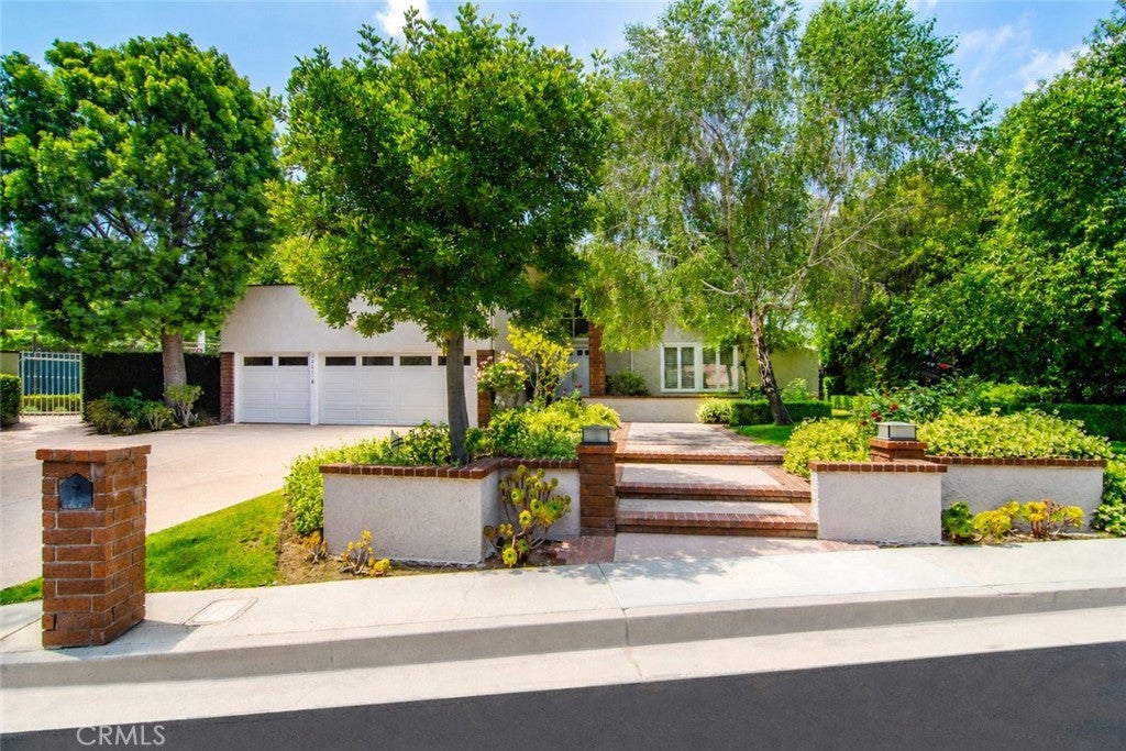 3861 Braewood Court