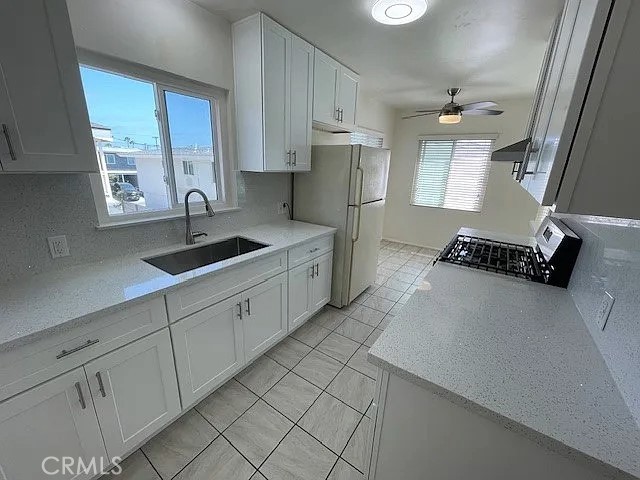318 W Avenida Palizada 3