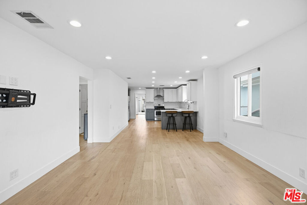 4221 W 166th Street