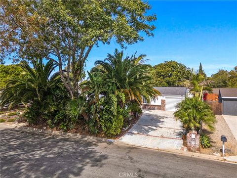 910 Arbor Costa Mesa CA 92627