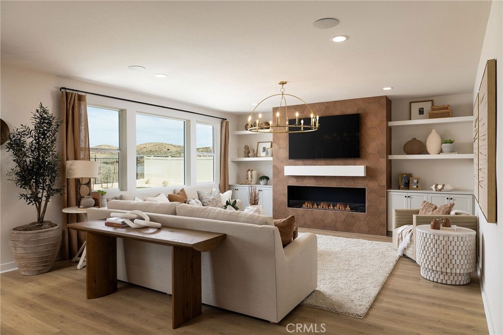 4112 Saddle Drive