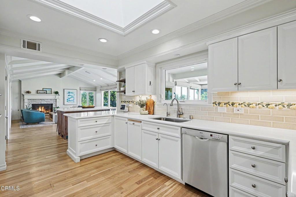 1451 Calle Aurora
