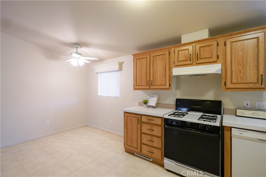2240 Golden Oak Lane 147