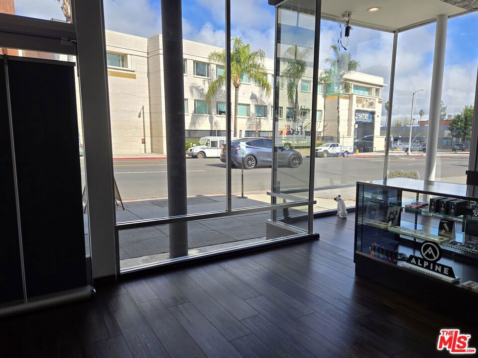 14000 Ventura Boulevard