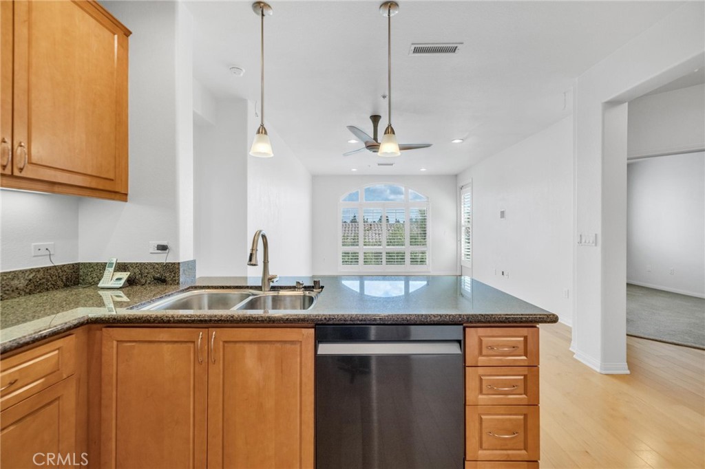 3887 Pell Place 414