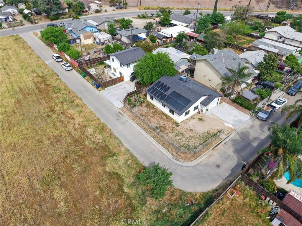 2546 Evergreen